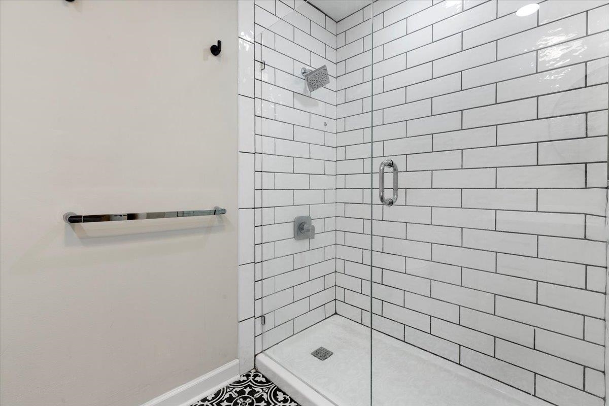 5491 Mccoy Road Blacksburg VA 24060