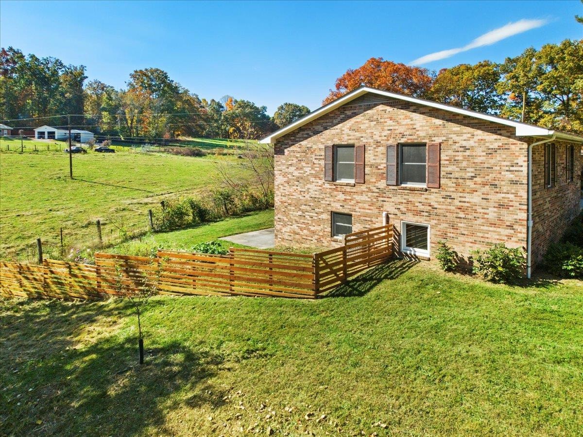 5491 Mccoy Road Blacksburg VA 24060