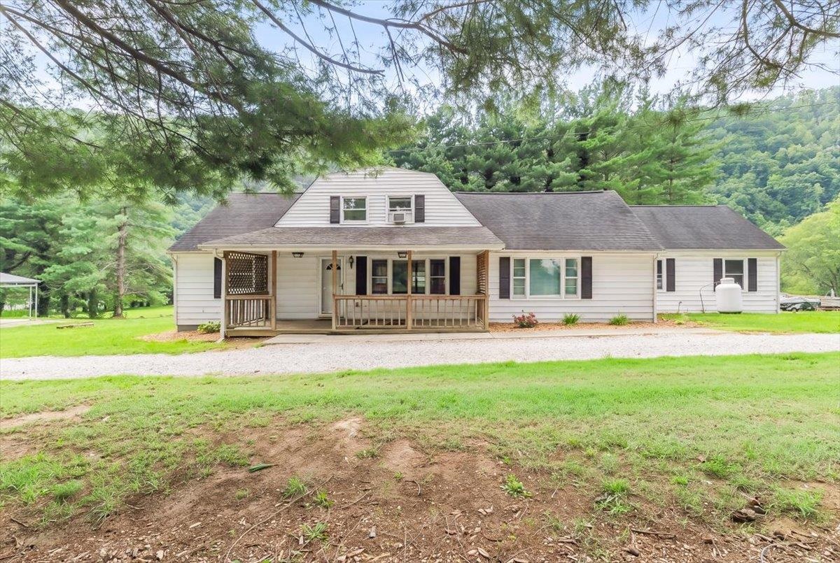 138 Weaver Drive Elliston VA 24087