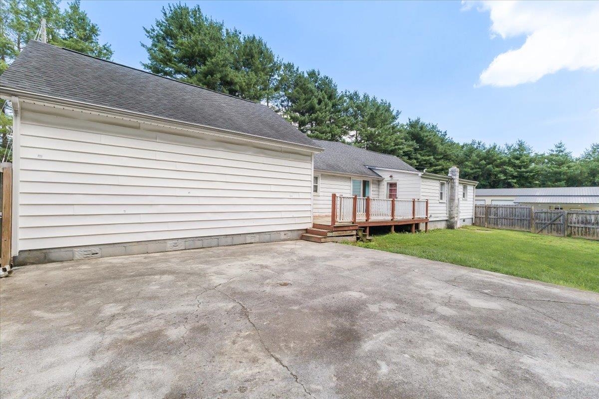 138 Weaver Drive Elliston VA 24087