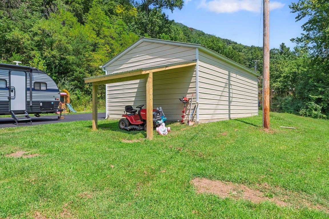 4088 Little Creek Road Dublin VA 24084