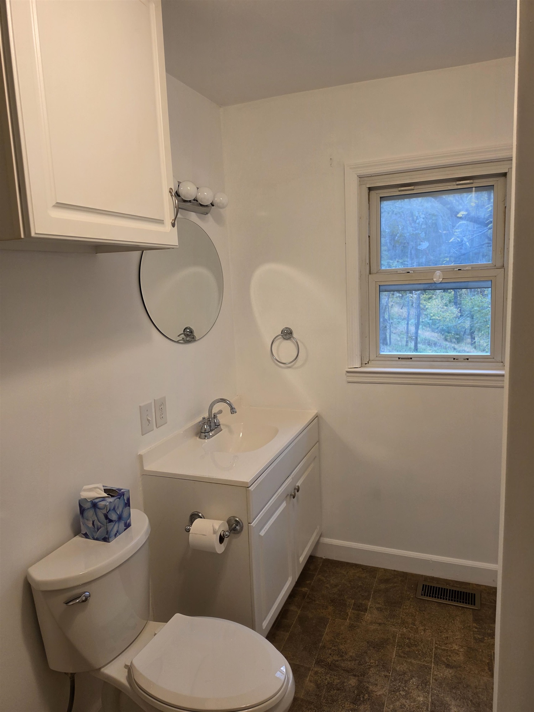 845 NW Horse Ridge Road NW Willis VA 24380