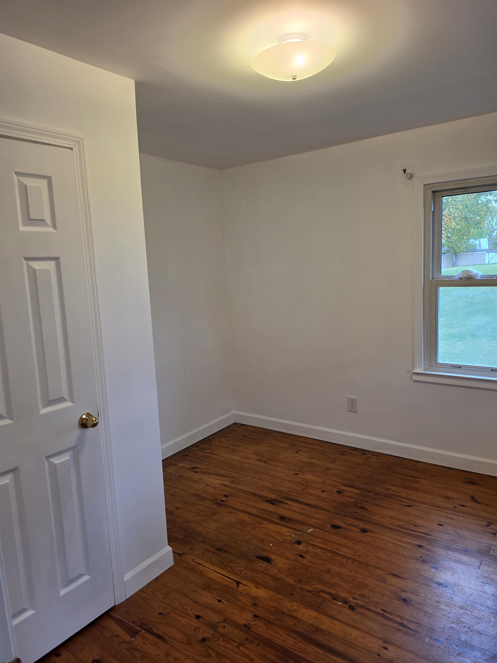 845 NW Horse Ridge Road NW Willis VA 24380