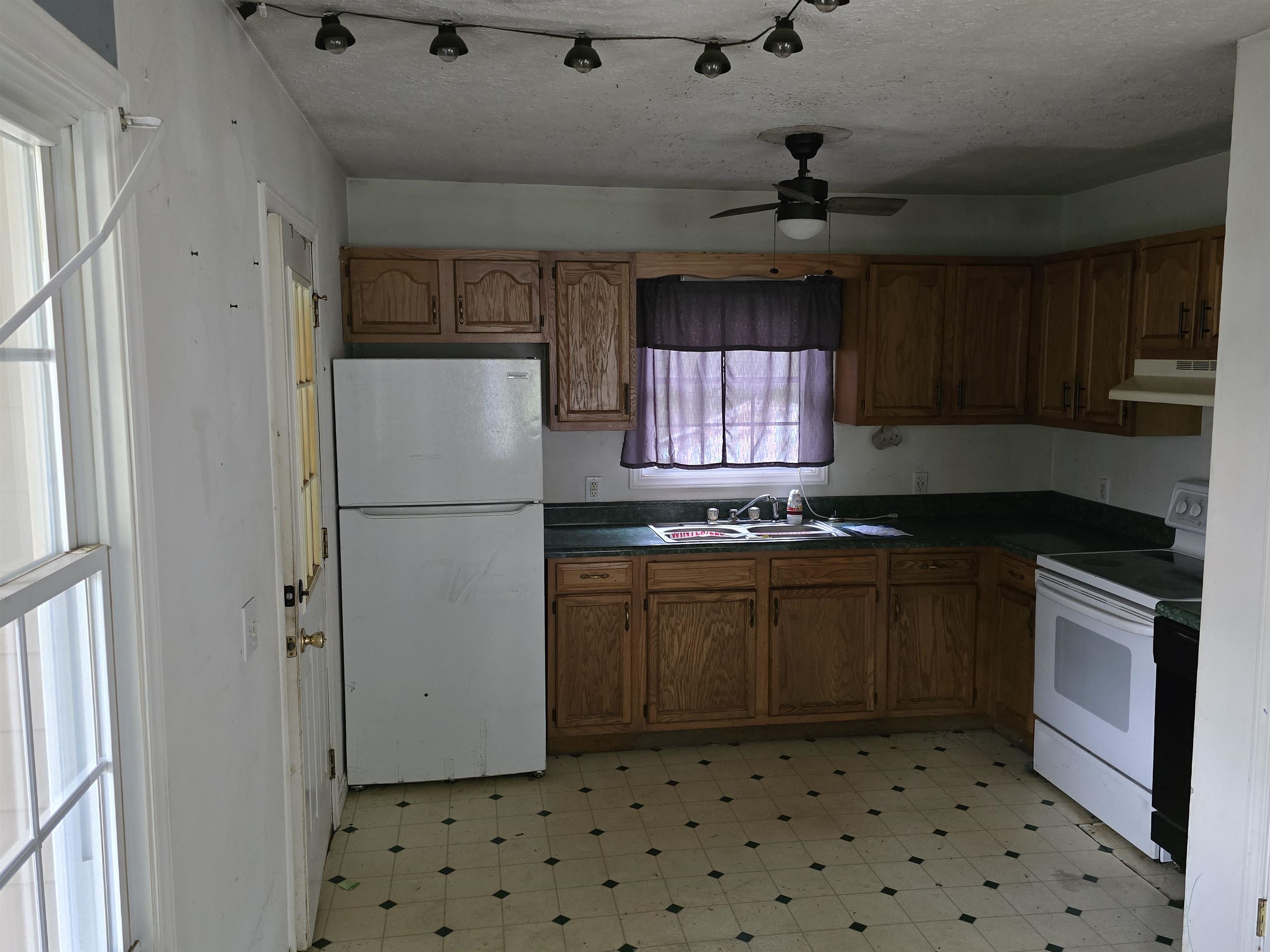 11955 Little Creek Highway Dublin VA 24084