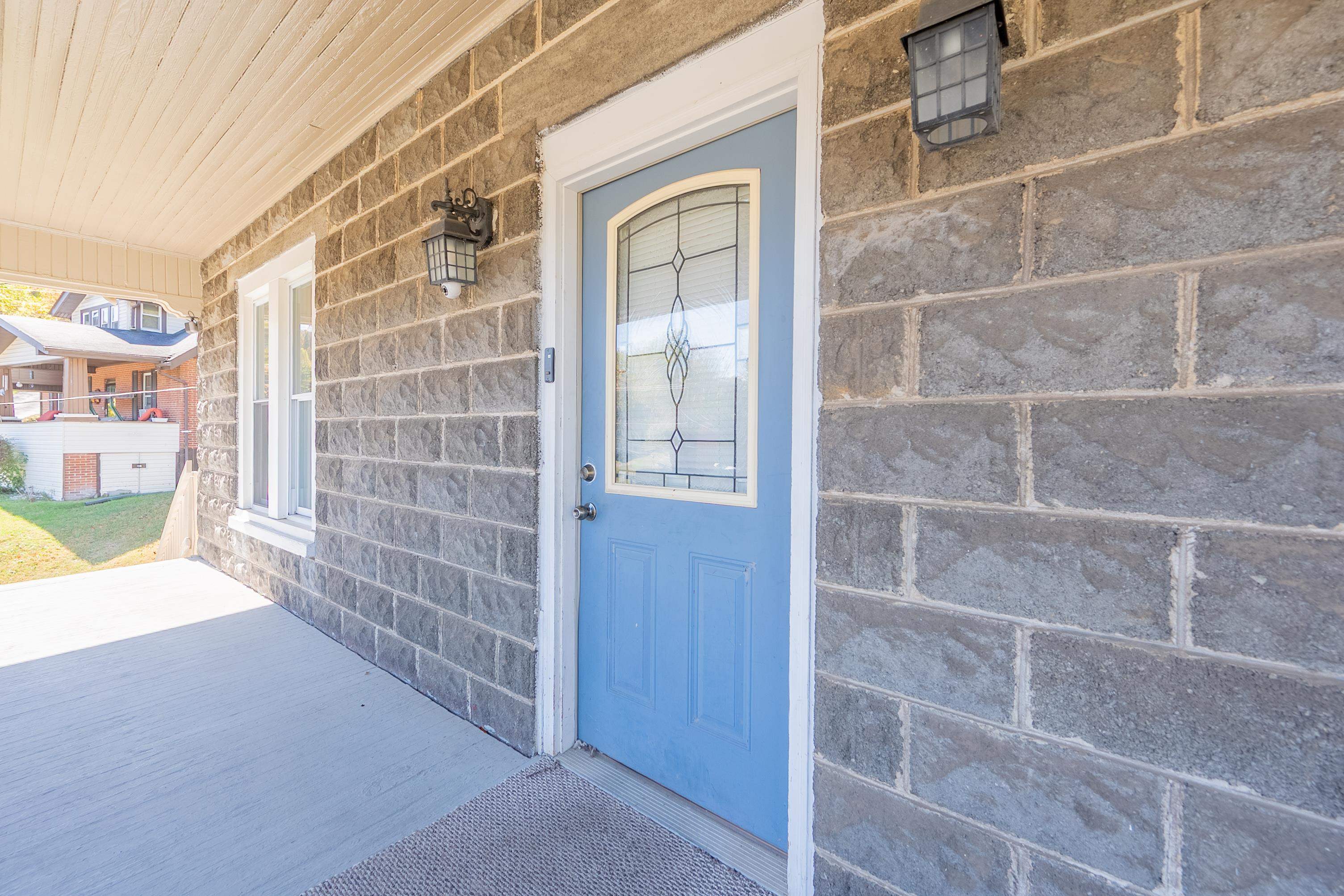 422 S Washington Avenue Pulaski VA 24301