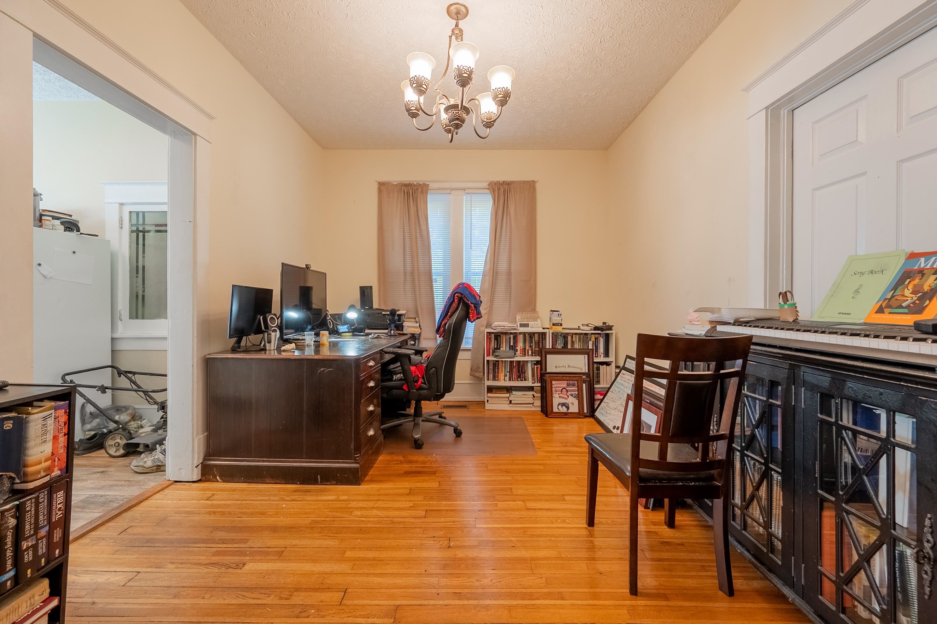 422 S Washington Avenue Pulaski VA 24301