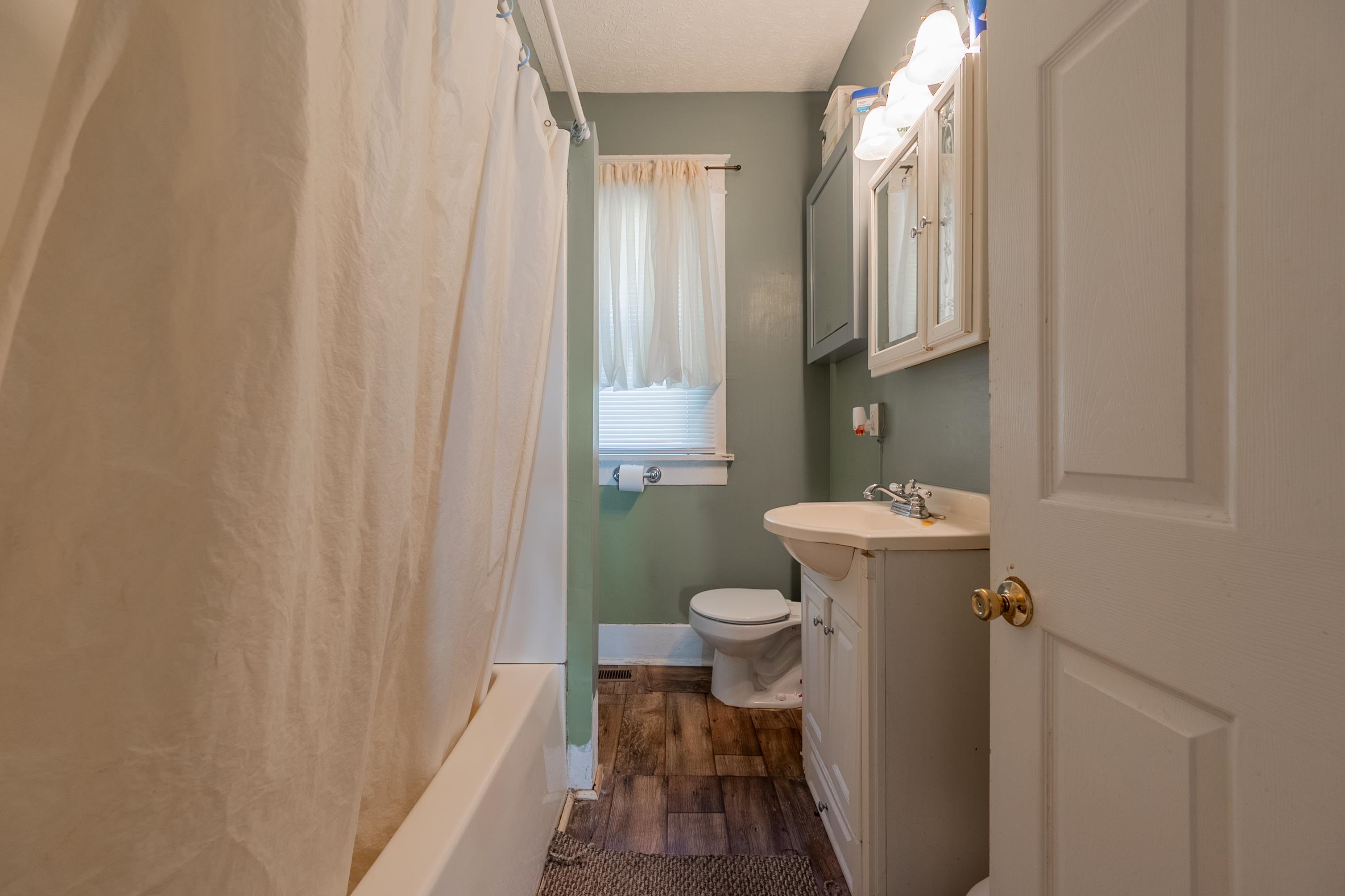 422 S Washington Avenue Pulaski VA 24301