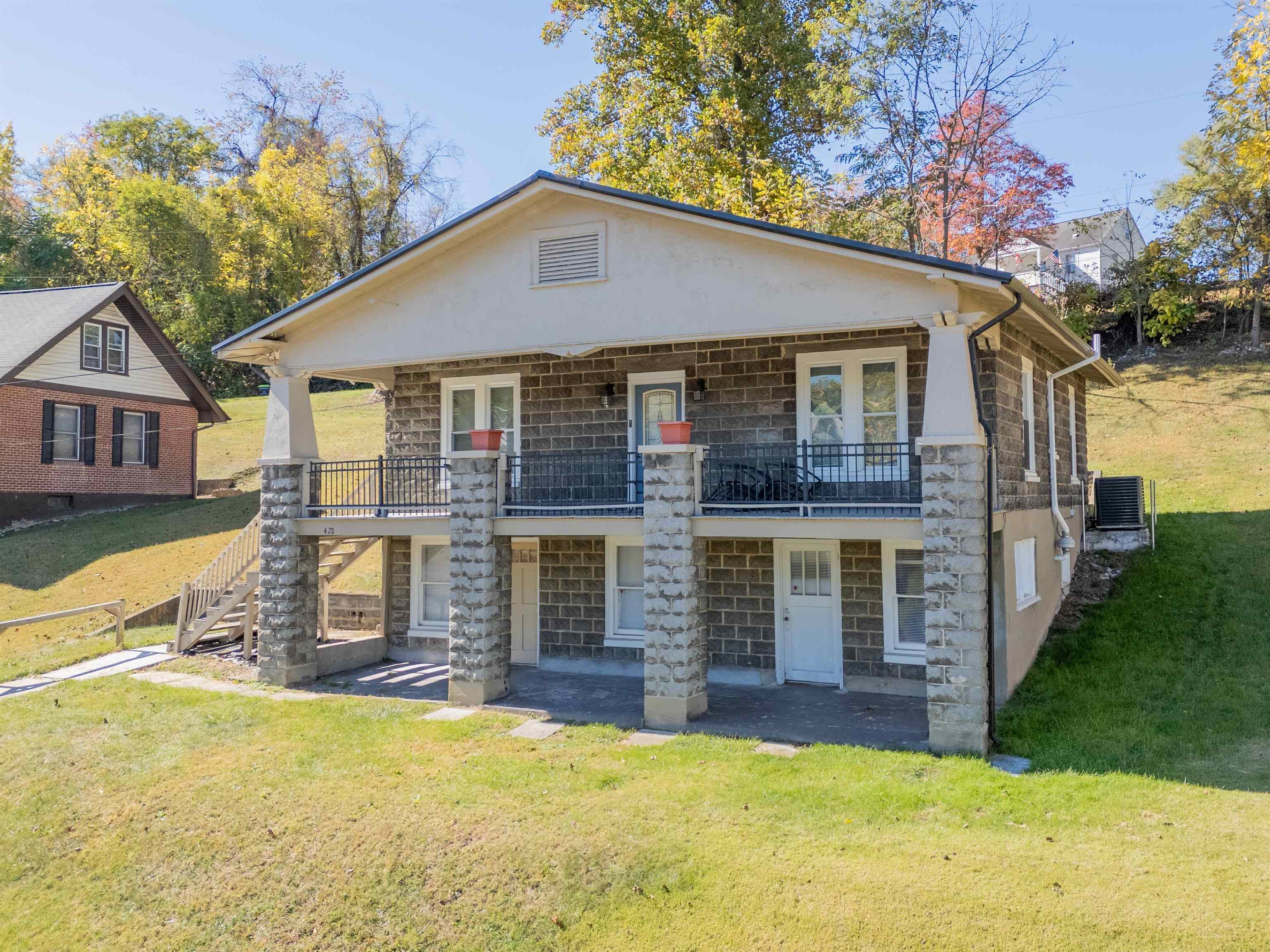 422 S Washington Avenue Pulaski VA 24301