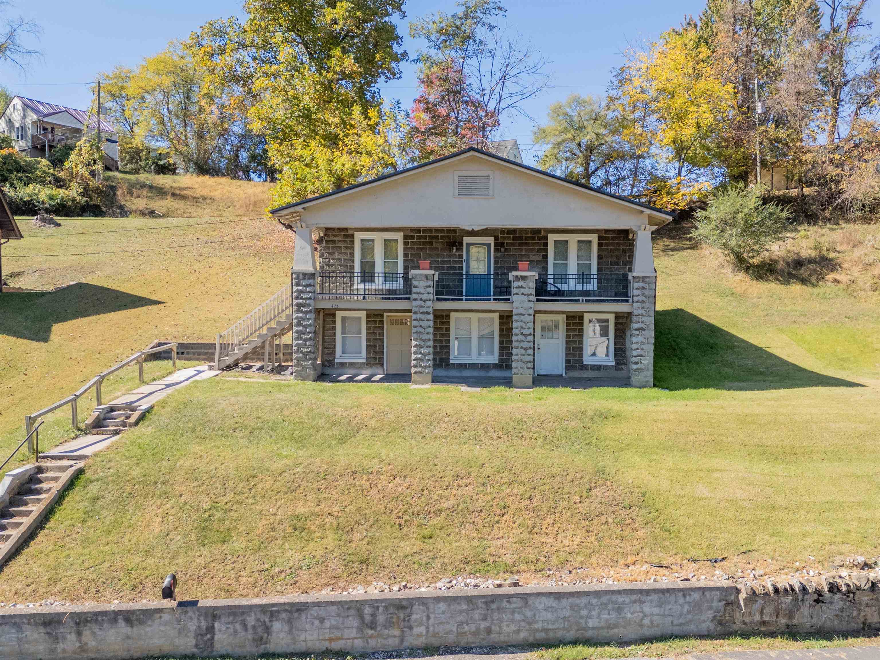 422 S Washington Avenue Pulaski VA 24301