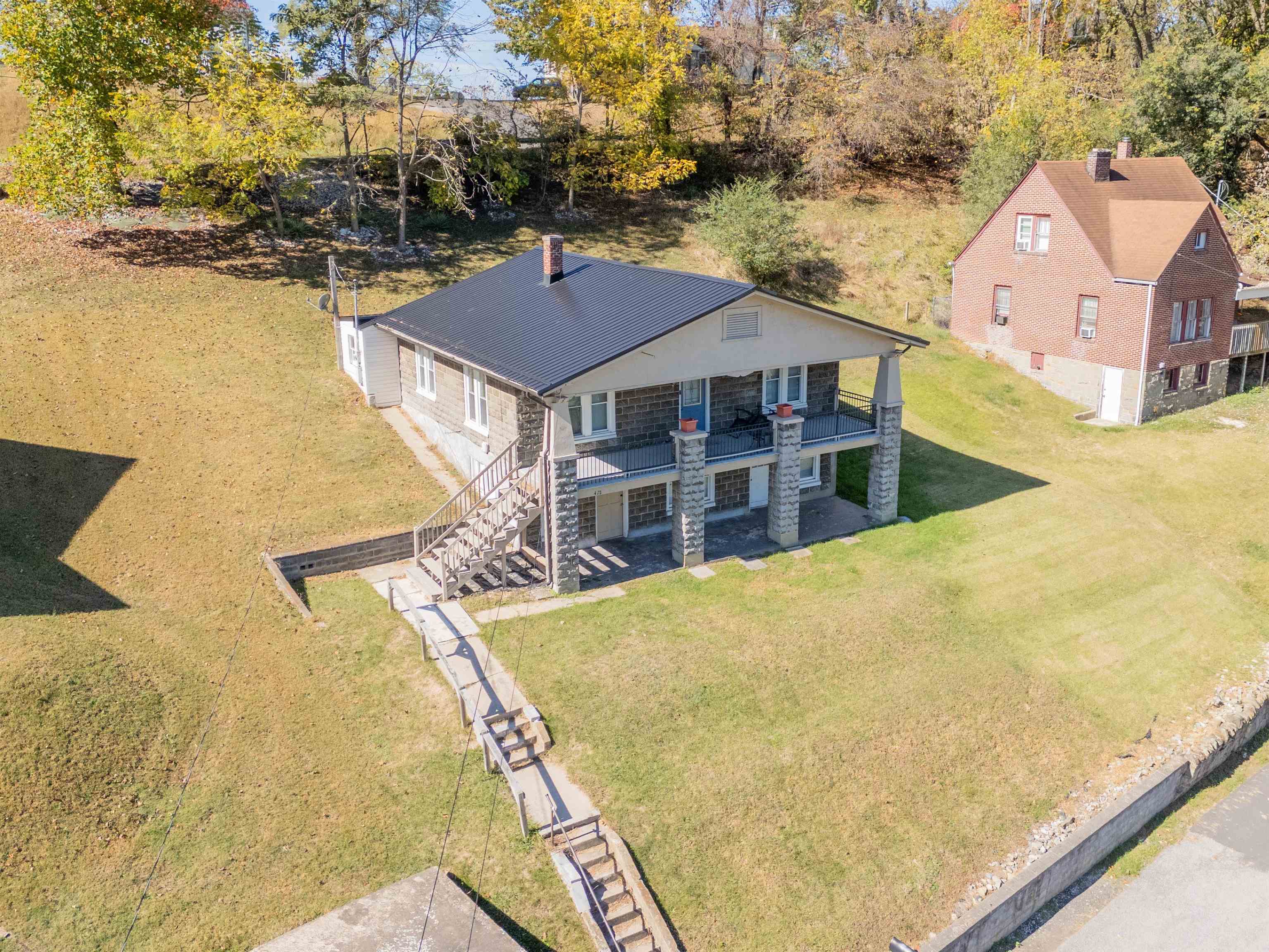 422 S Washington Avenue Pulaski VA 24301