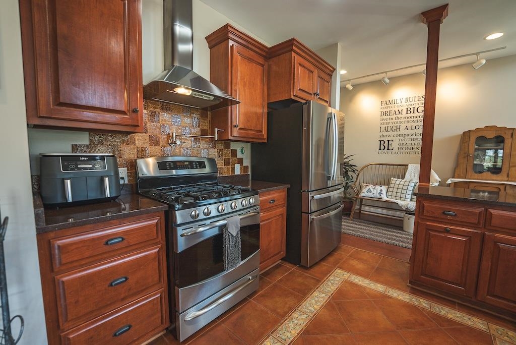 4589 Franklin Pike Floyd VA 24091