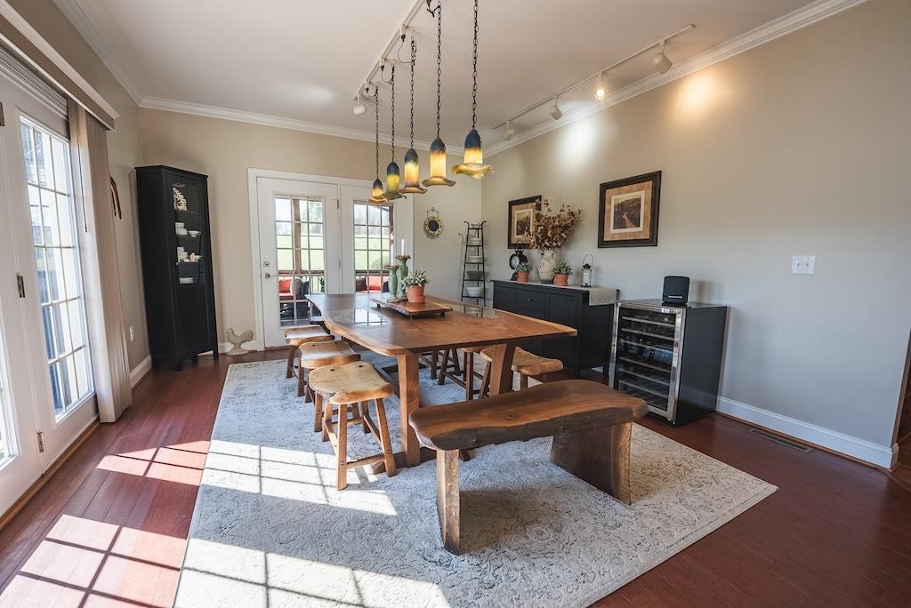 4589 Franklin Pike Floyd VA 24091