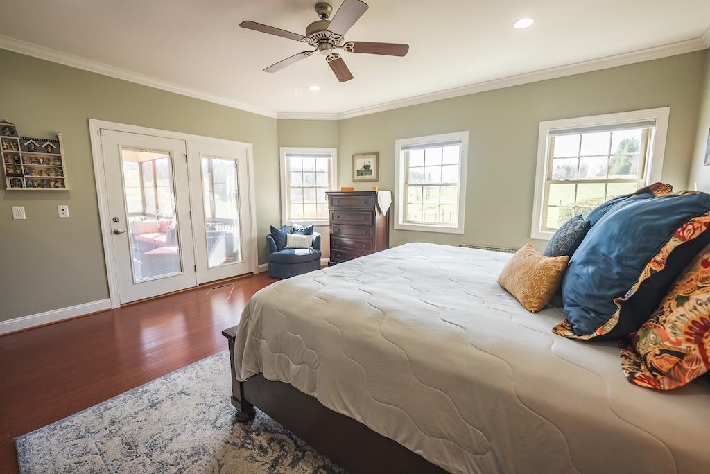 4589 Franklin Pike Floyd VA 24091