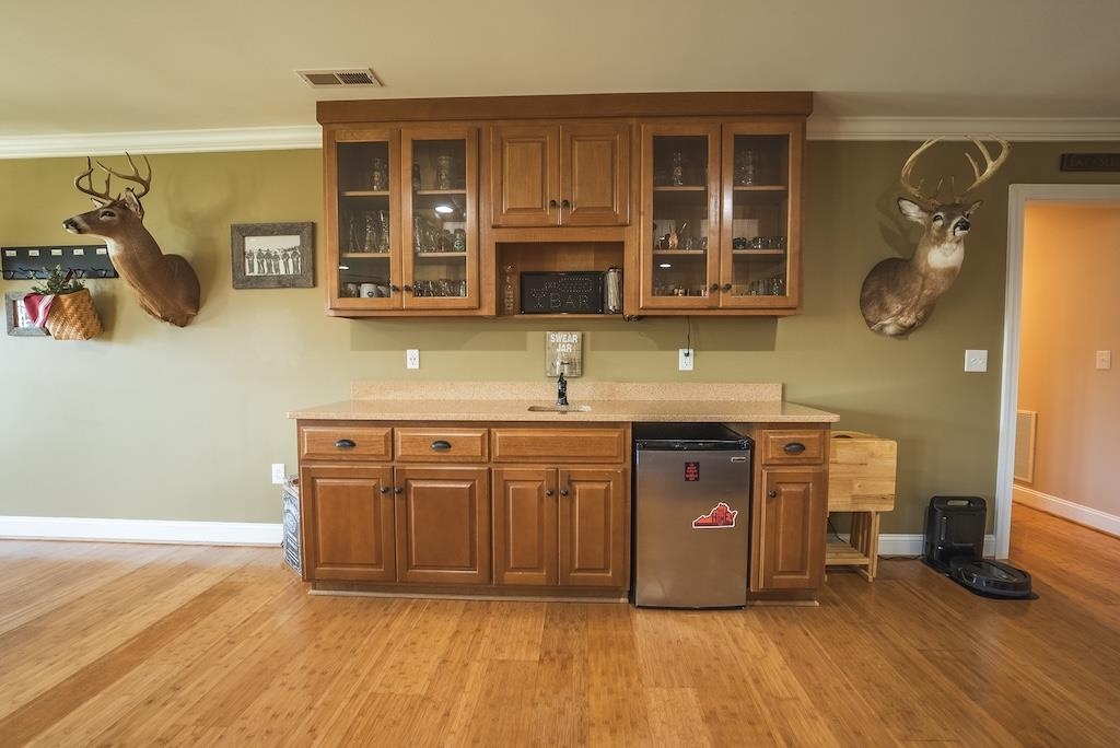 4589 Franklin Pike Floyd VA 24091