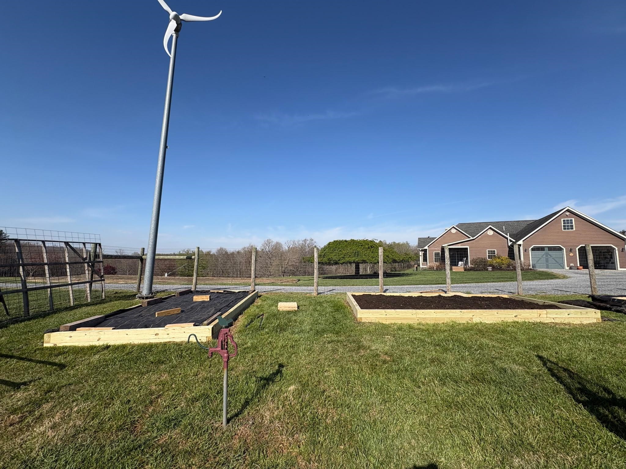 4589 Franklin Pike Floyd VA 24091