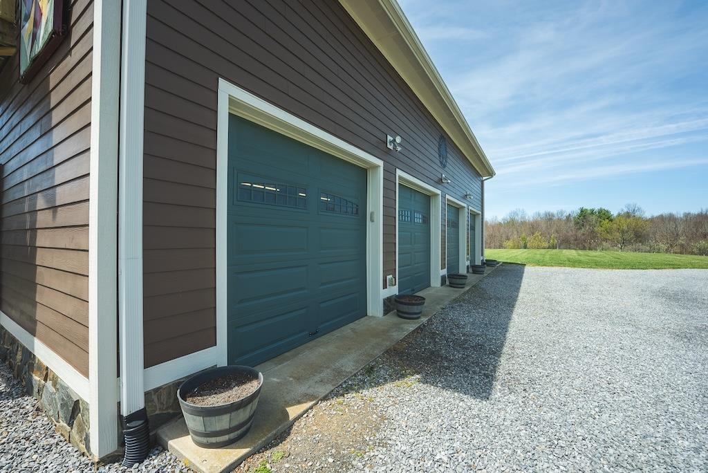 4589 Franklin Pike Floyd VA 24091