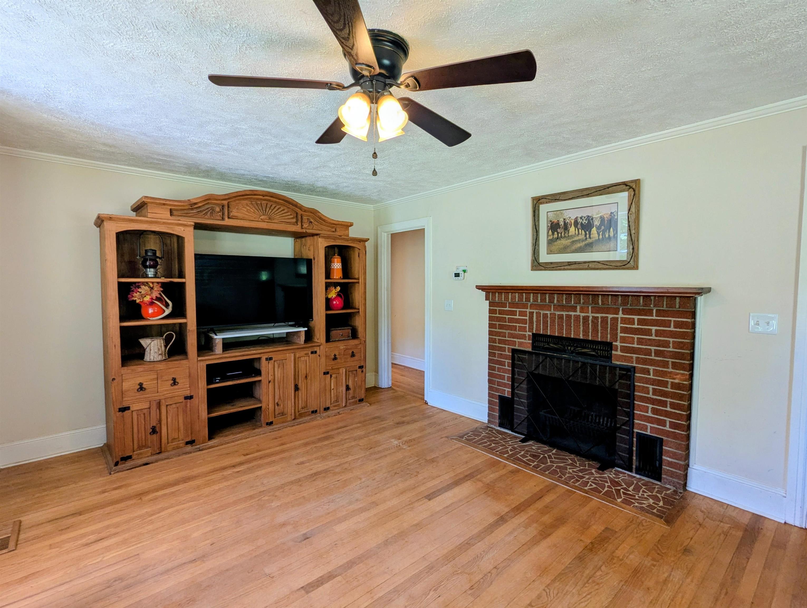 261 Newmantown Road Dugspur VA 24325