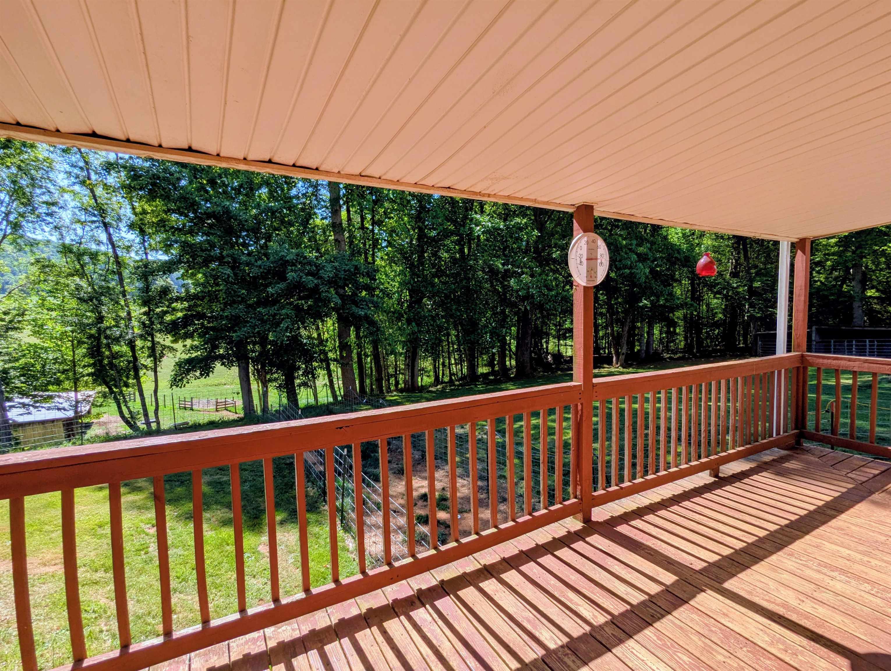 261 Newmantown Road Dugspur VA 24325