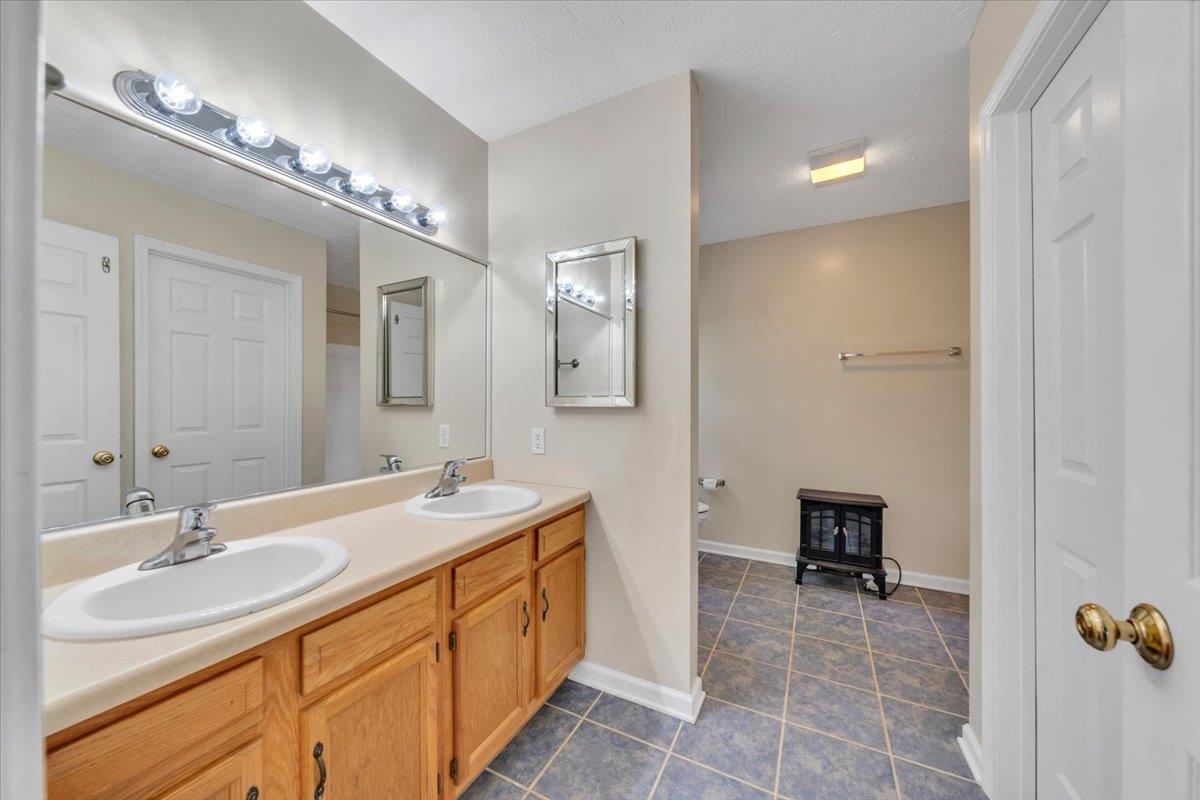 20 Wood Ridge Drive Christiansburg VA 24073