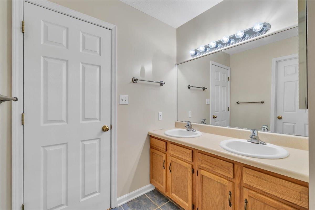 20 Wood Ridge Drive Christiansburg VA 24073