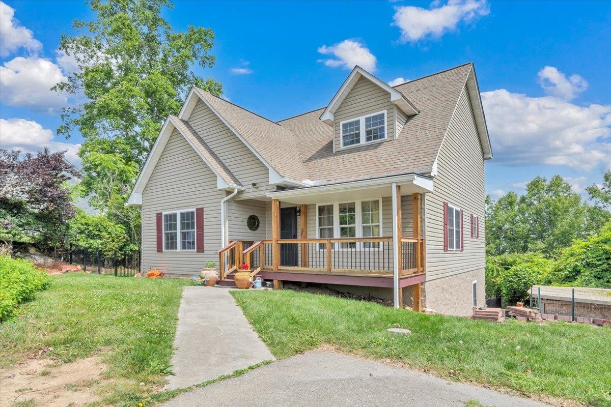 20 Wood Ridge Drive Christiansburg VA 24073