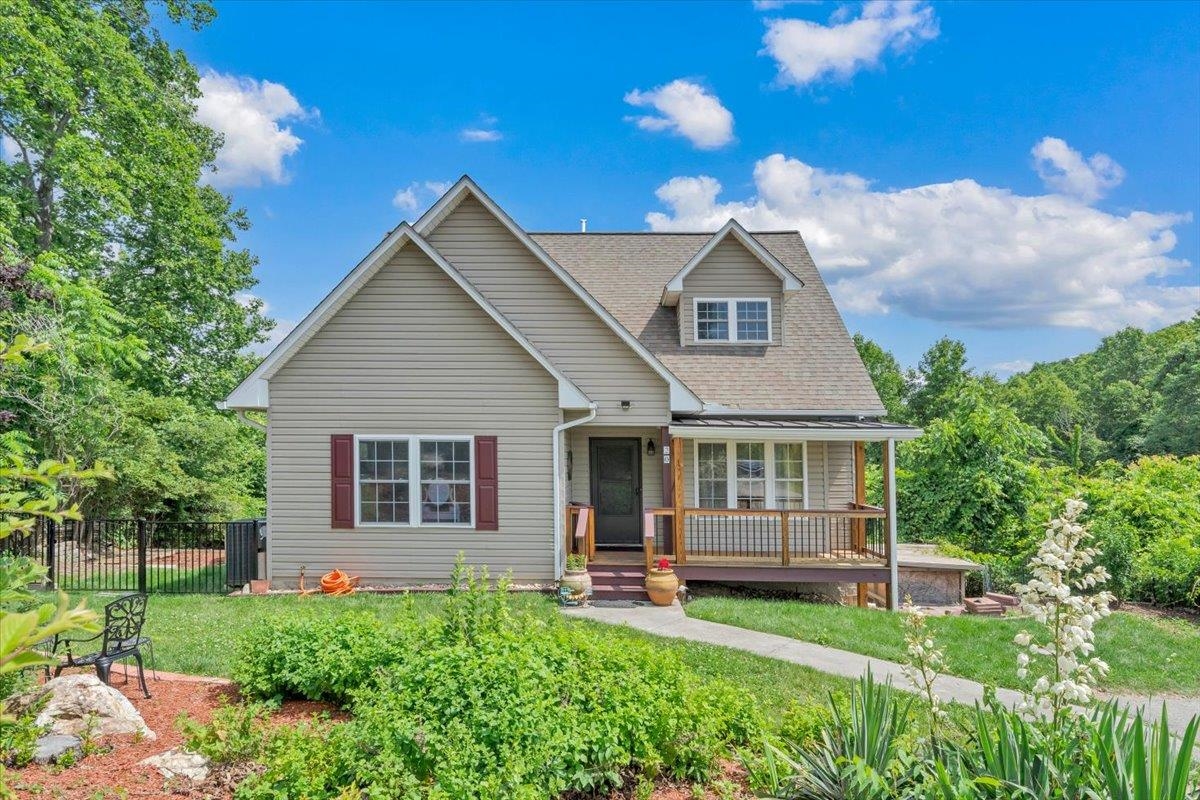 20 Wood Ridge Drive Christiansburg VA 24073