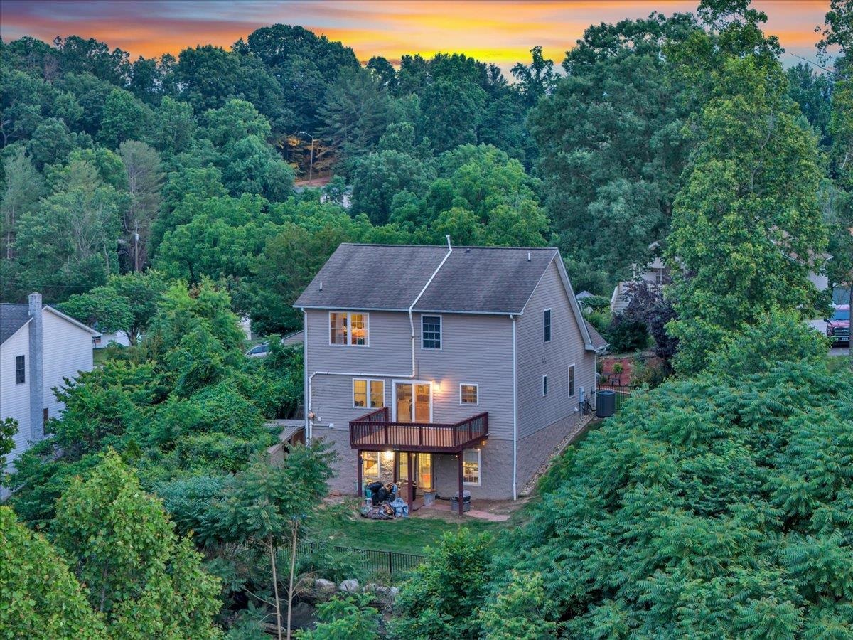 20 Wood Ridge Drive Christiansburg VA 24073