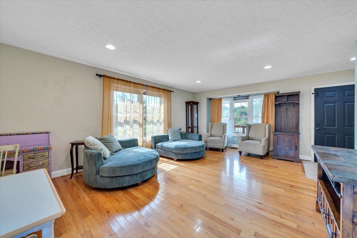 20 Wood Ridge Drive Christiansburg VA 24073