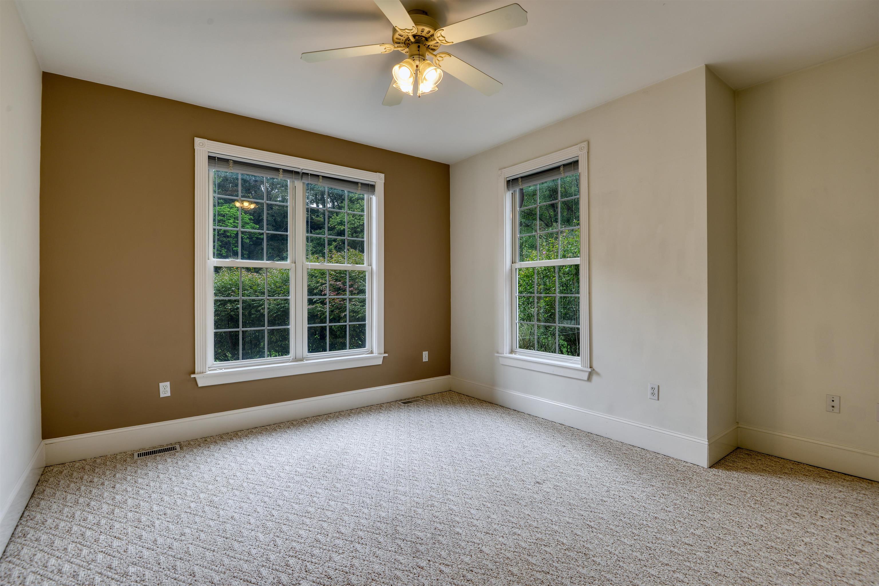 8281 Sawgrass Way Radford VA 24141