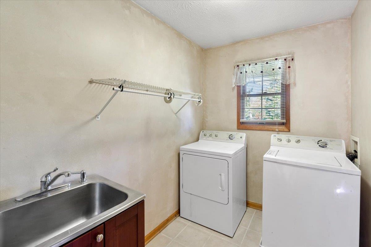 183 Farley Circle Pearisburg VA 24134
