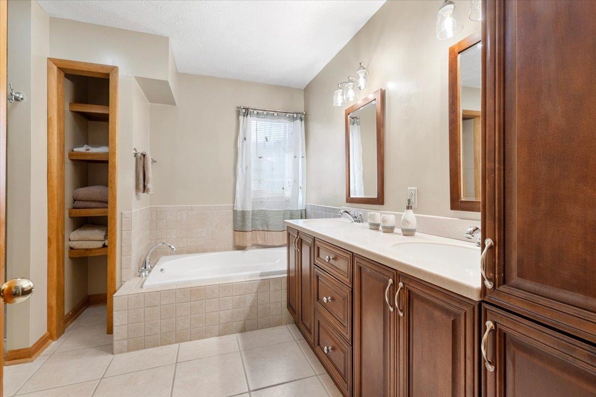 183 Farley Circle Pearisburg VA 24134