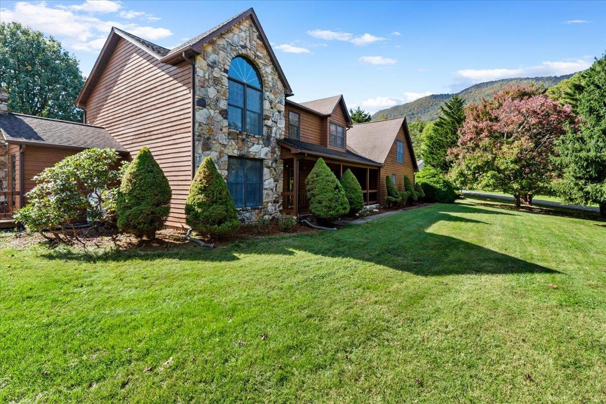 183 Farley Circle Pearisburg VA 24134
