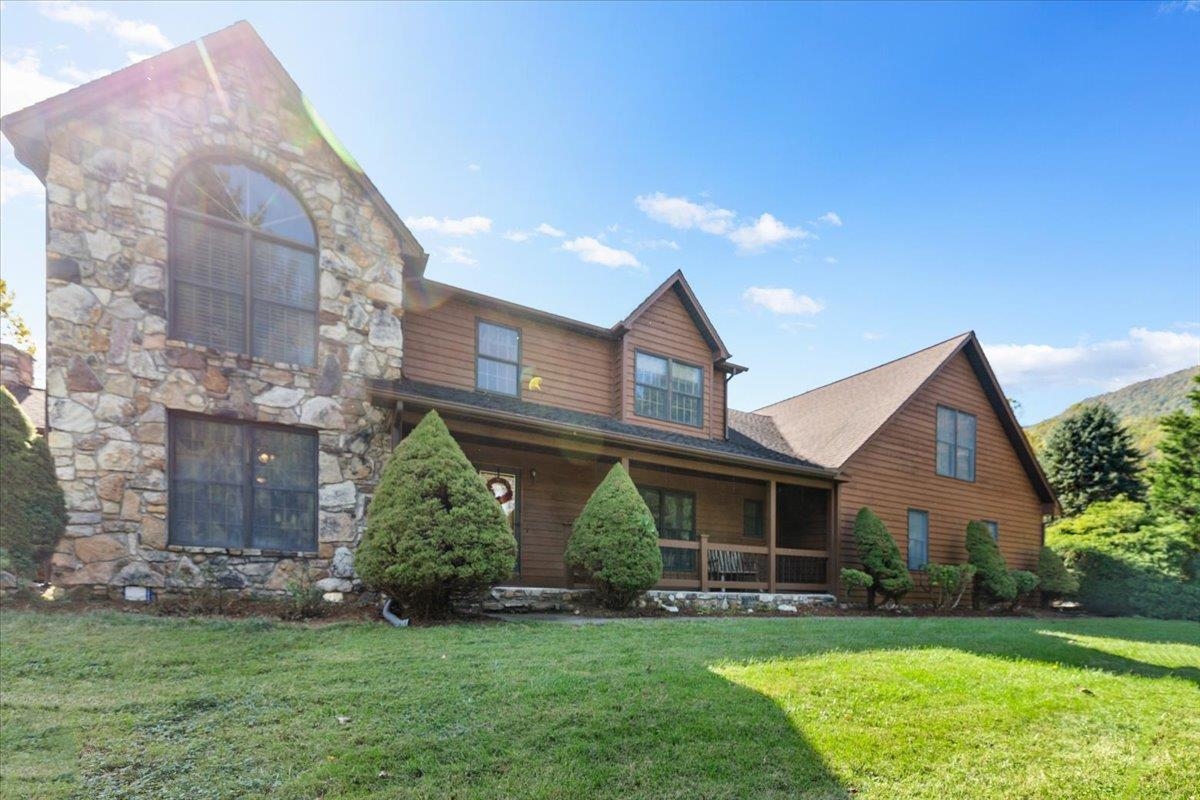 183 Farley Circle Pearisburg VA 24134