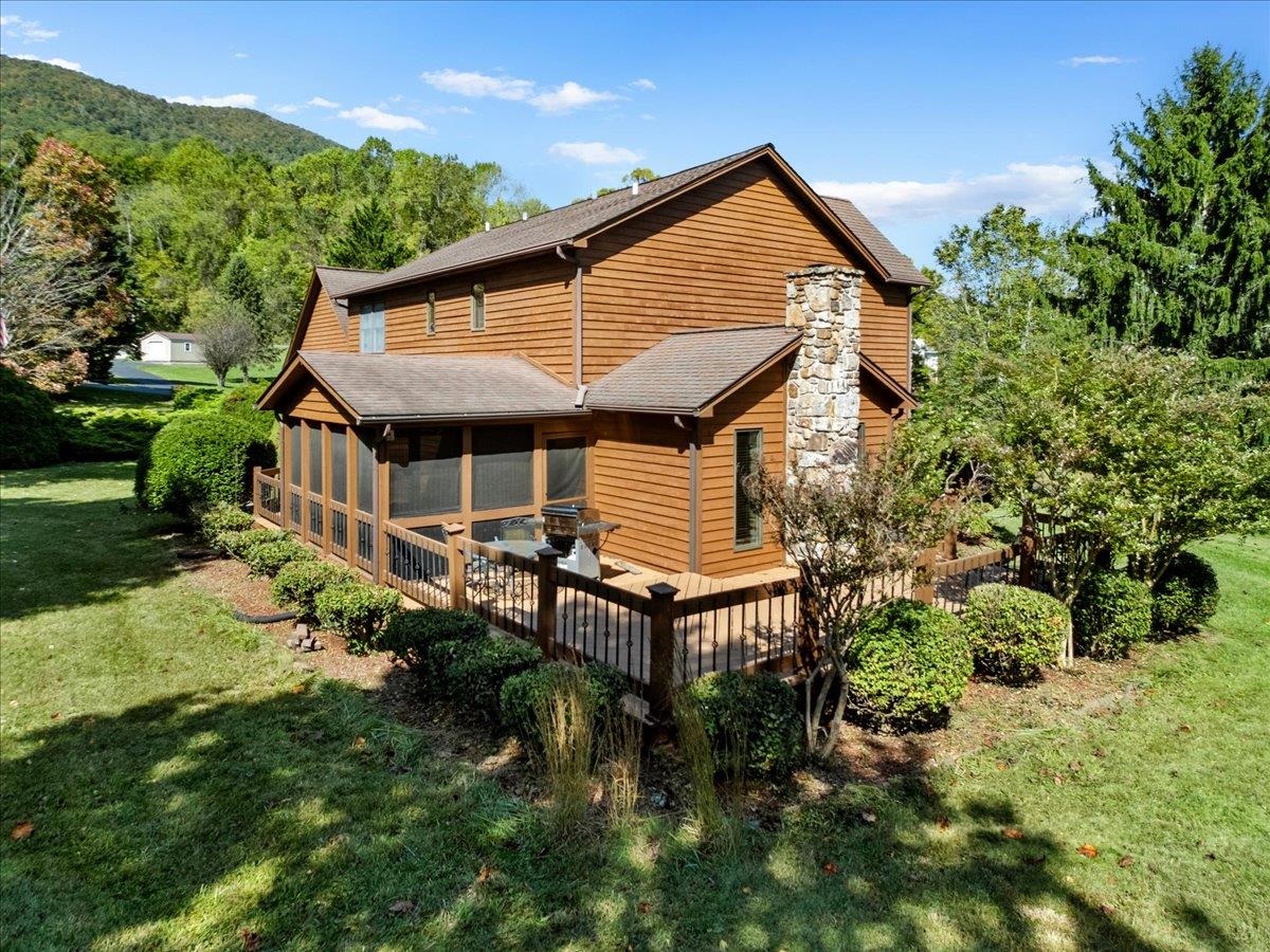 183 Farley Circle Pearisburg VA 24134