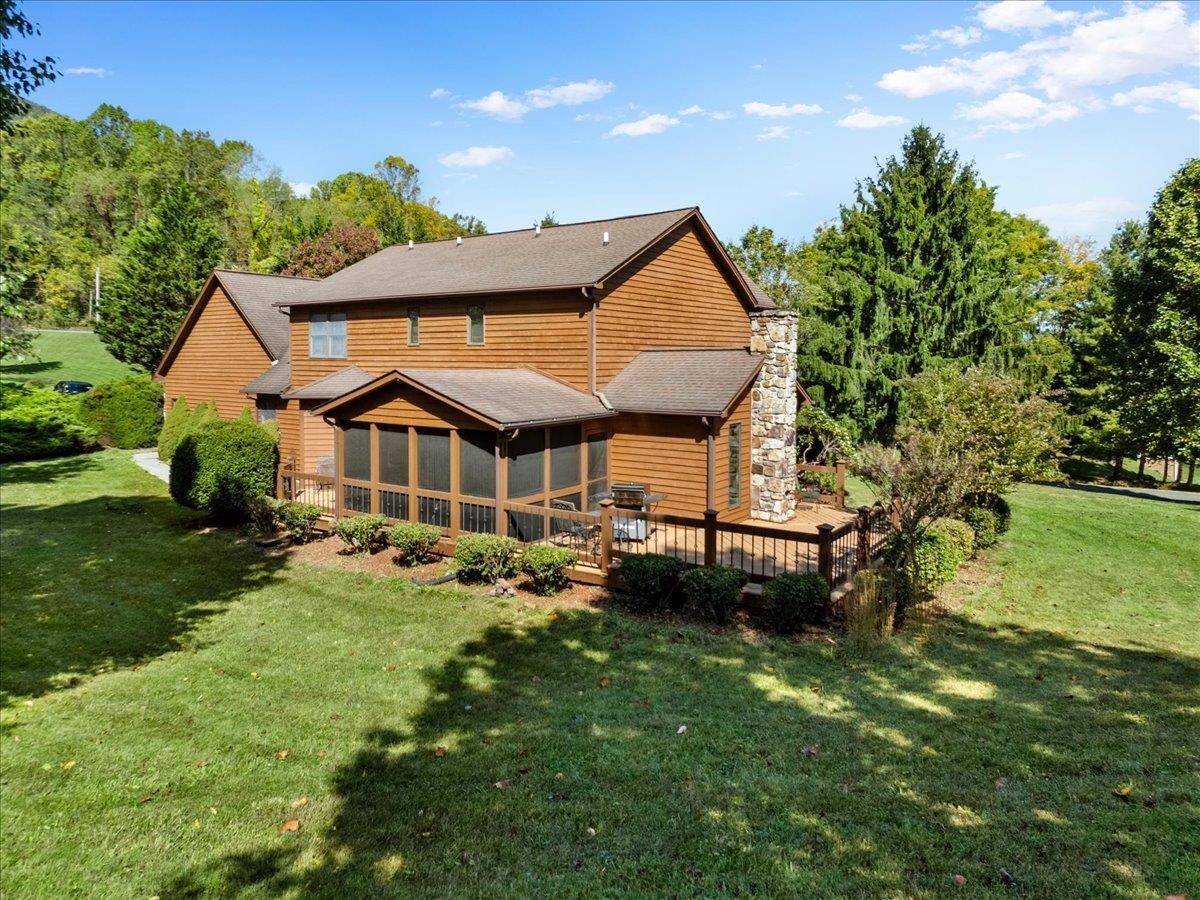 183 Farley Circle Pearisburg VA 24134