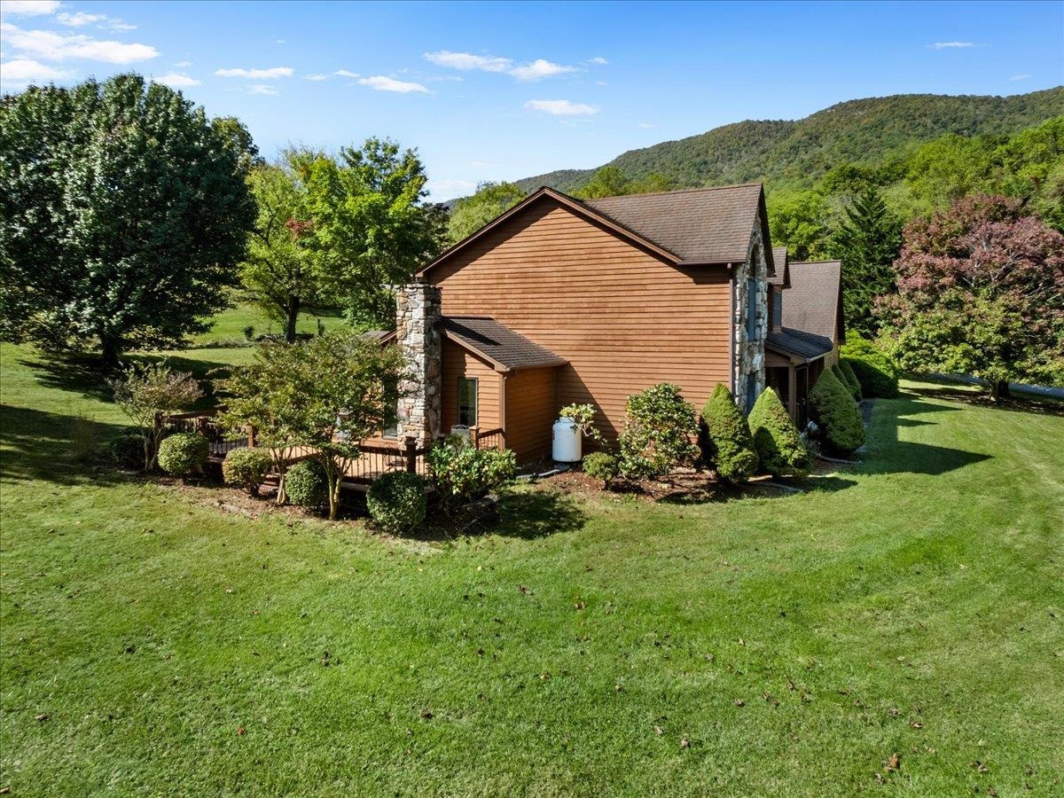 183 Farley Circle Pearisburg VA 24134