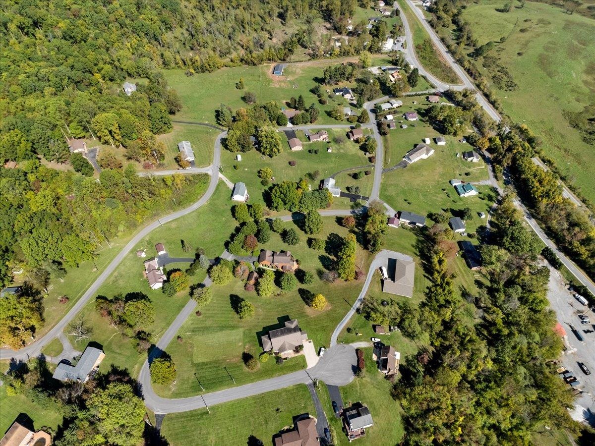 183 Farley Circle Pearisburg VA 24134