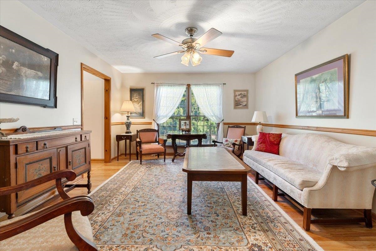 183 Farley Circle Pearisburg VA 24134