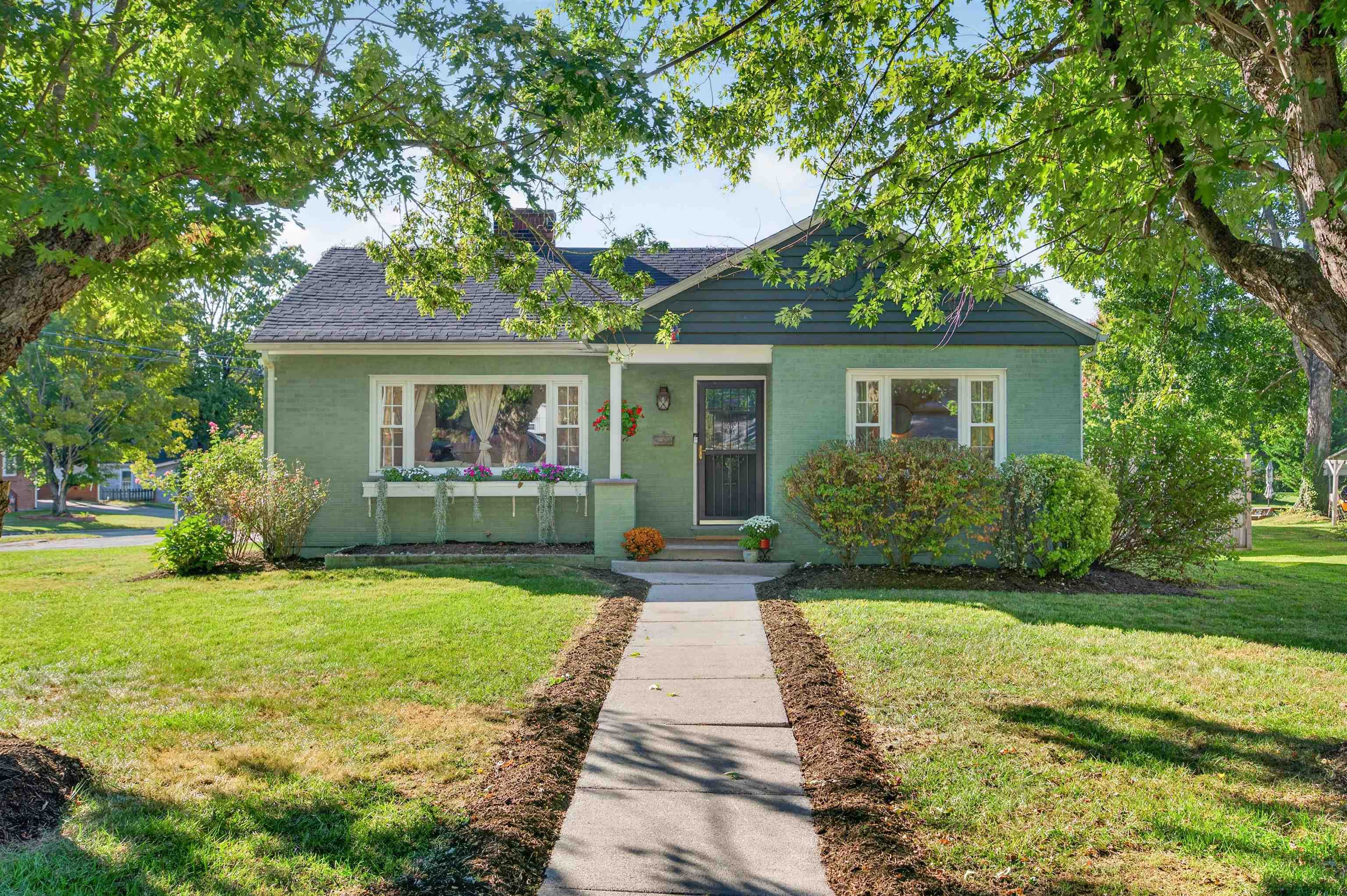 109 Park Street Christiansburg VA 24073