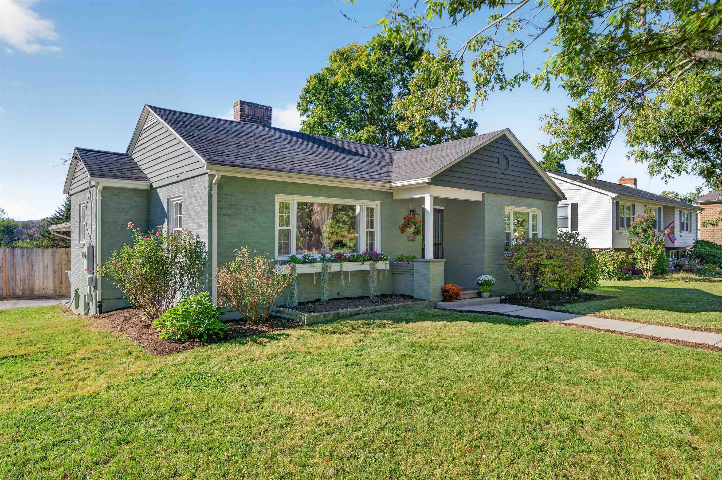 109 Park Street Christiansburg VA 24073