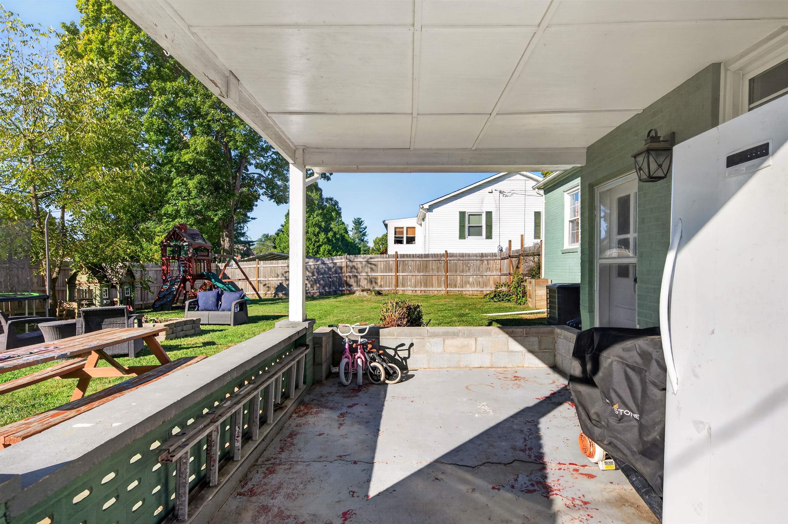 109 Park Street Christiansburg VA 24073