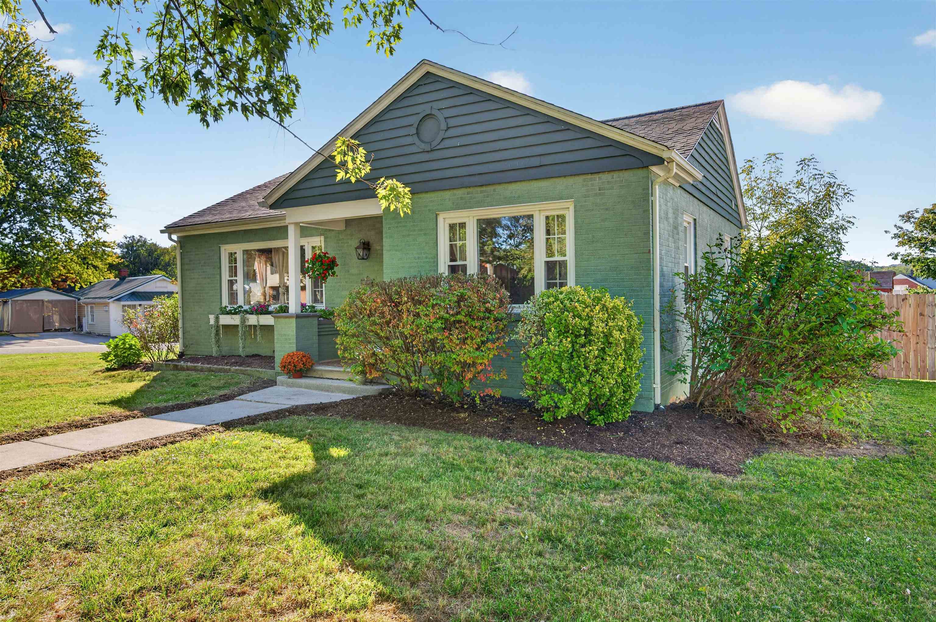 109 Park Street Christiansburg VA 24073