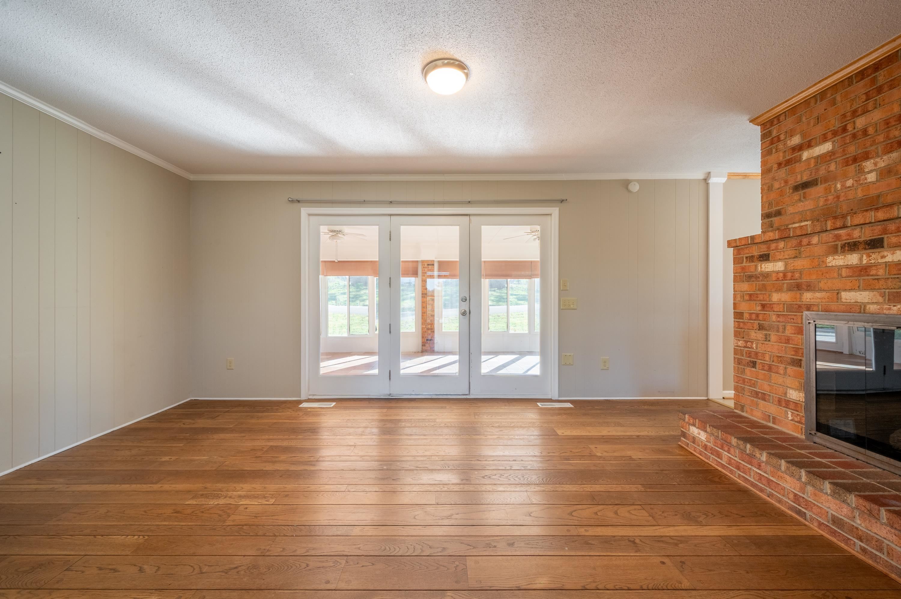 329 Parkway Lane S Floyd VA 24091