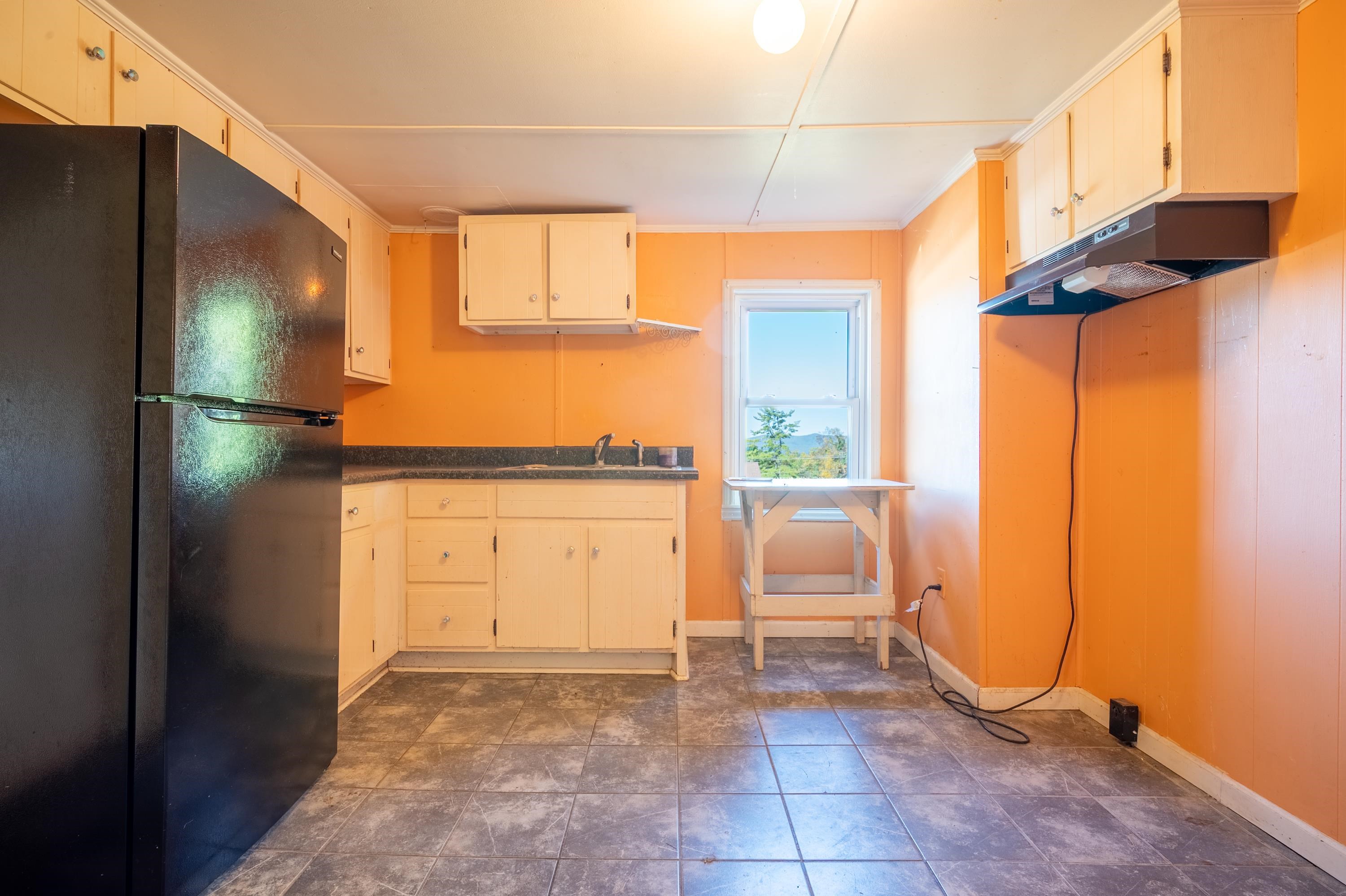 329 Parkway Lane S Floyd VA 24091