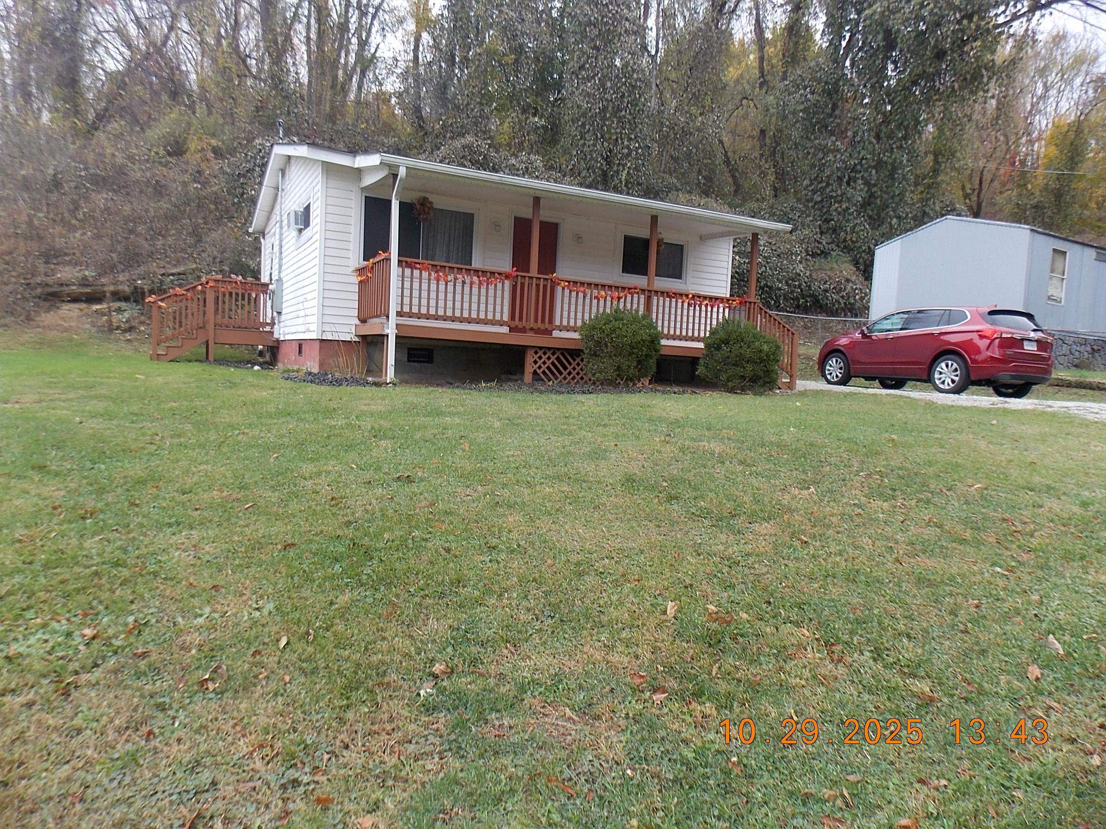 209 Birch Street Pulaski VA 24301