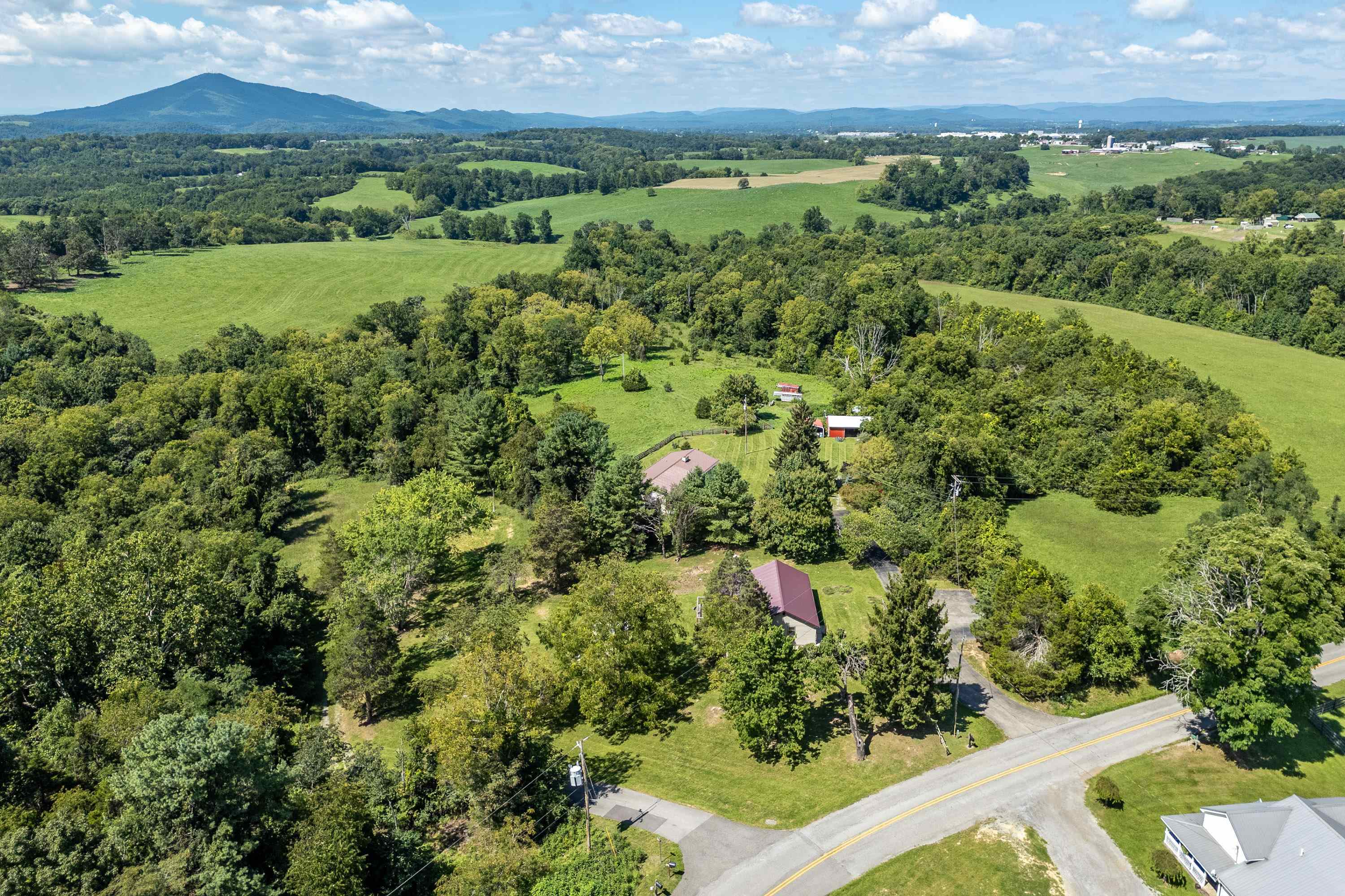 5870 Lyons Road Dublin VA 24084