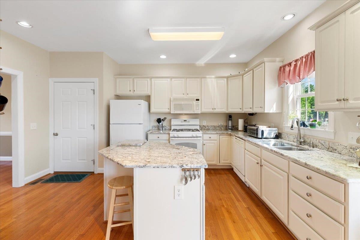 1201 Brook Circle Blacksburg VA 24060