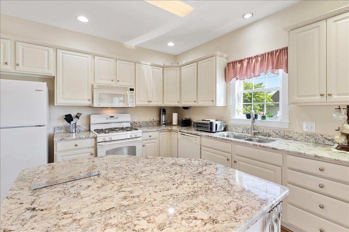 1201 Brook Circle Blacksburg VA 24060