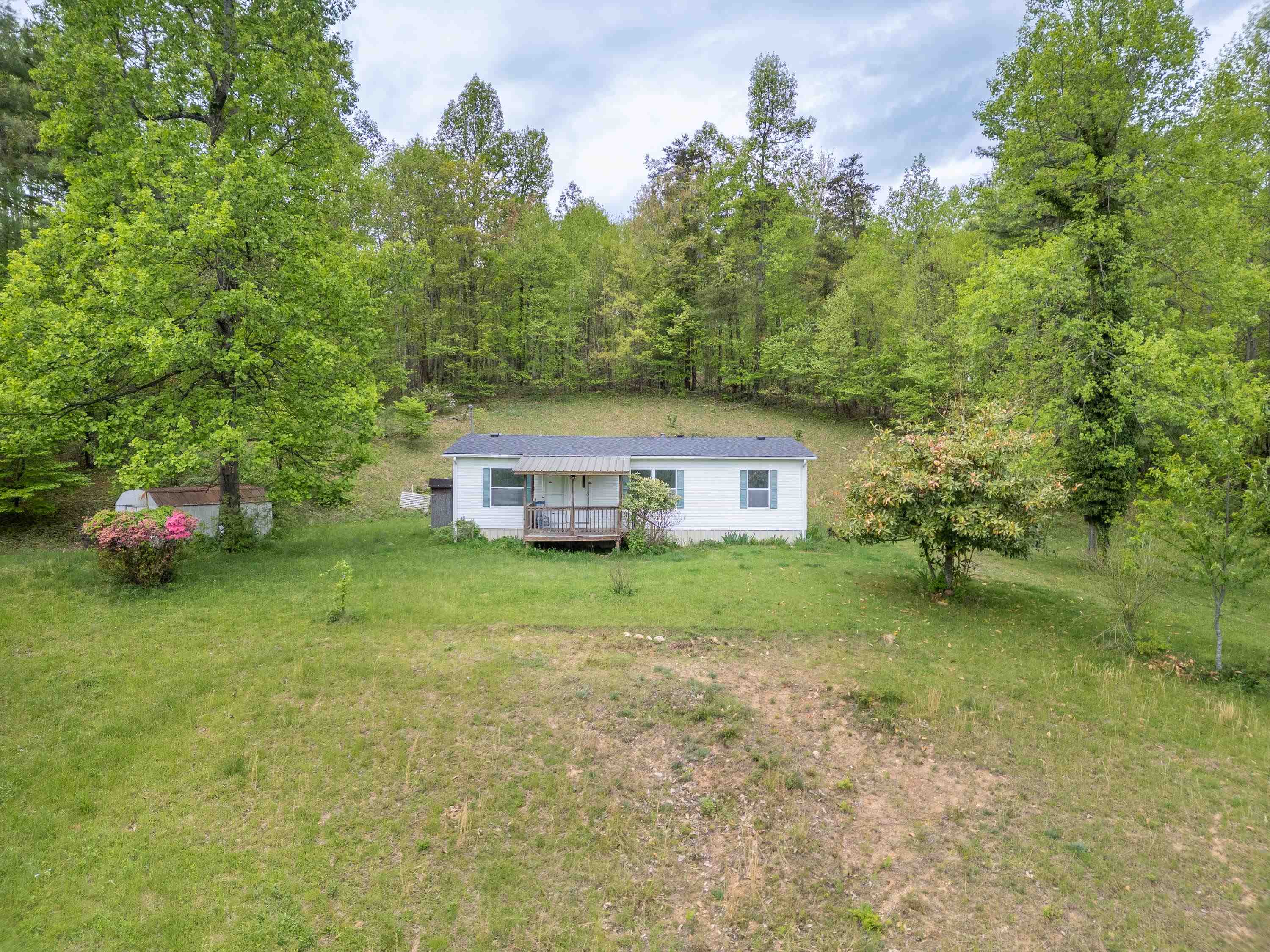 618 Countyline Church Road SE Floyd VA 24091