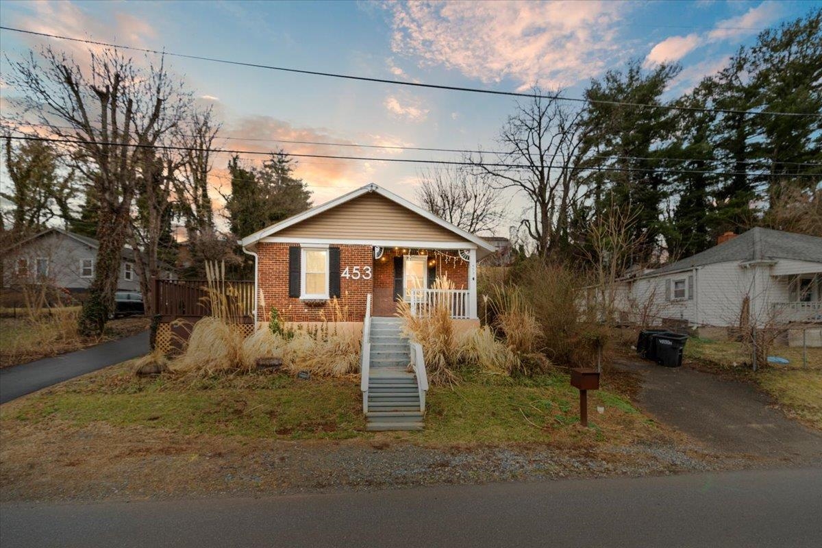 453 Dale Avenue Vinton VA 24179